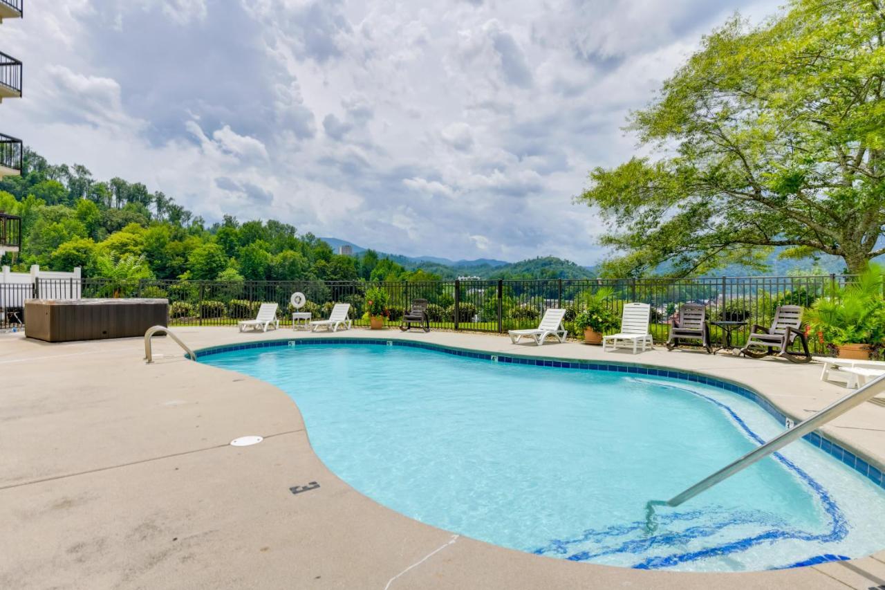 Dtwn Gatlinburg Studio Pool Access! 외부 사진