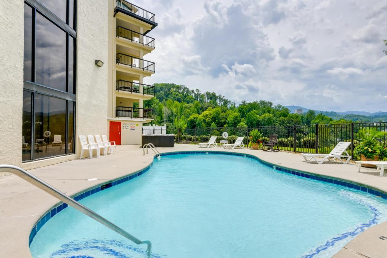 Dtwn Gatlinburg Studio Pool Access! 외부 사진