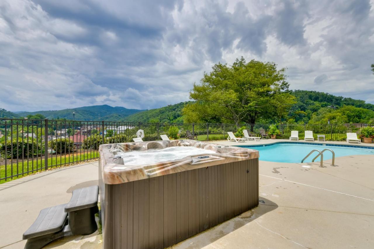 Dtwn Gatlinburg Studio Pool Access! 외부 사진