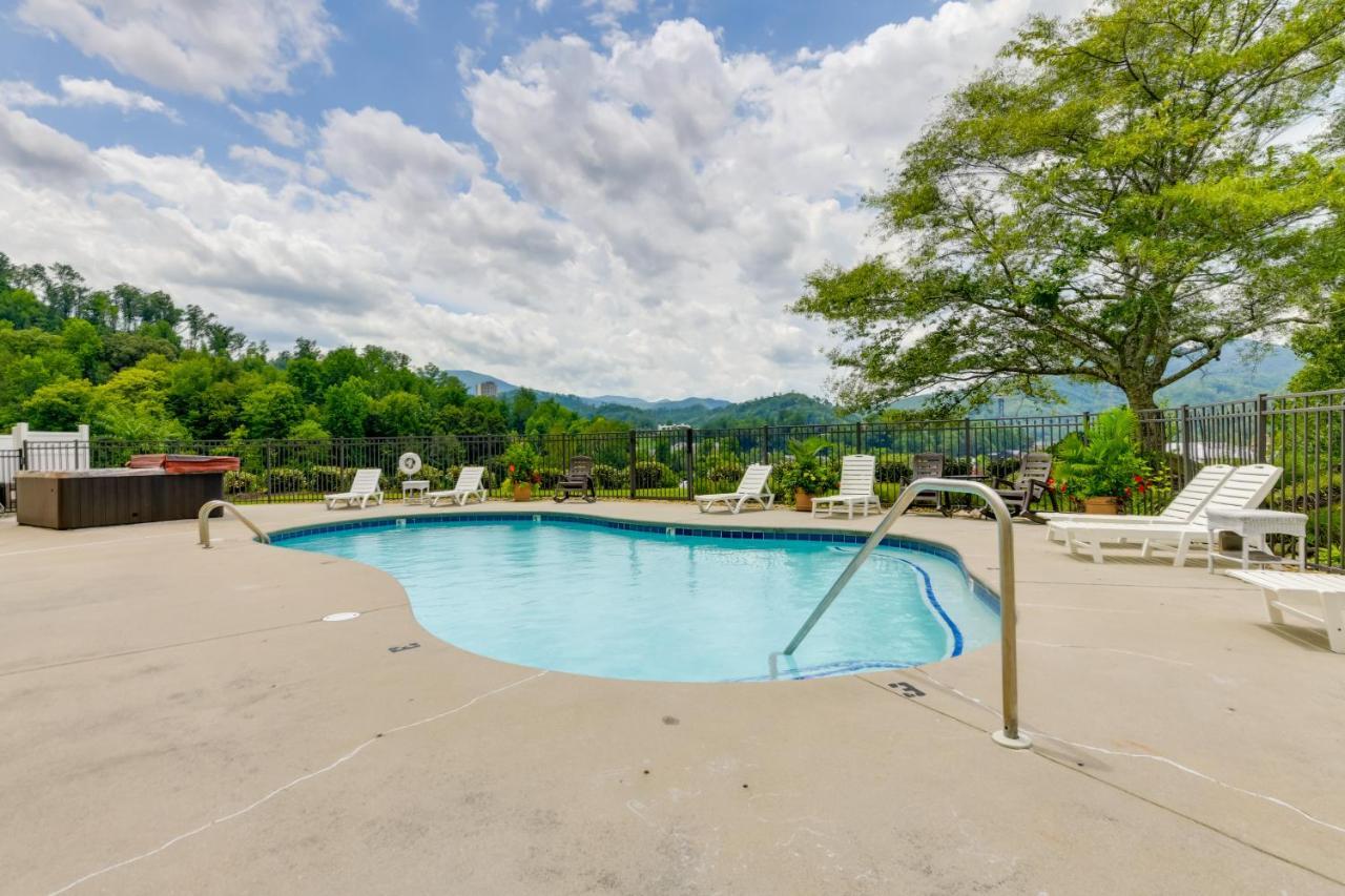 Dtwn Gatlinburg Studio Pool Access! 외부 사진